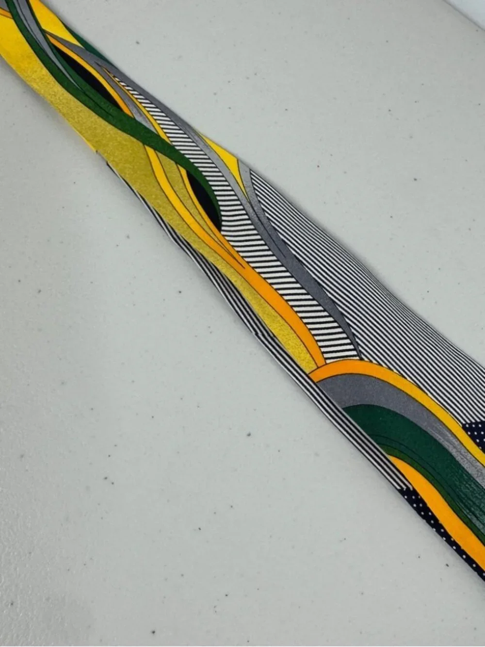 Sazzari Silk Tie Yellow Abstract Stripe Made in Italy Designer Necktie Novelty